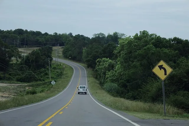 AL51 North Left Curve South of Ariton