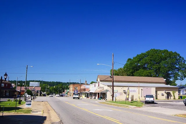 Main Street (U.S. Route 231) in Blountsville, Alabama, United States.