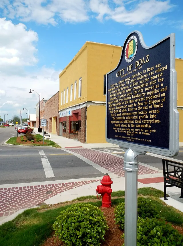 This is a photograph of Boaz, Alabama.