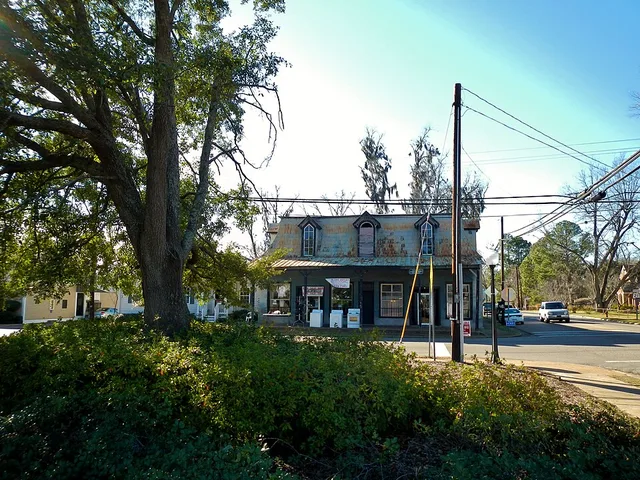 This is a photograph of Hayneville, Alabama.