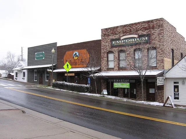 Old Town Helena, Alabama during a rare snow fall.