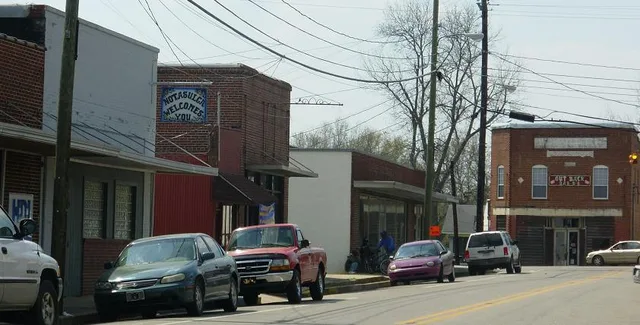 Downtown Notasulga, Alabama Rivers Langley, http://www.phoenixrivers.blogspot.com ,