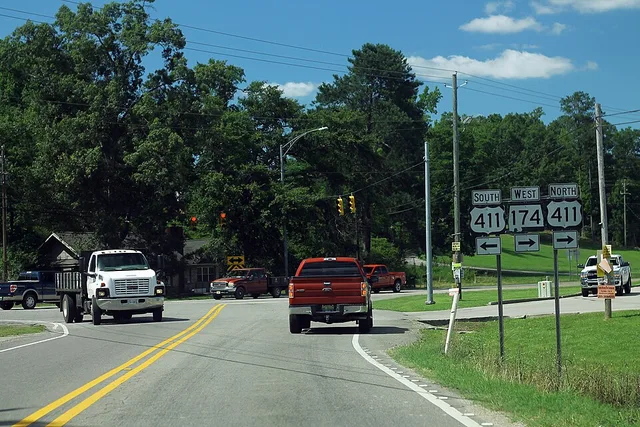 Intersection of AL174 West and US411 in Odenville, Alabama.