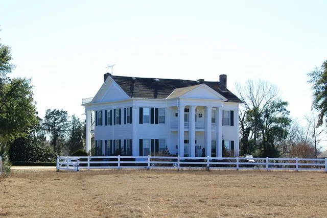 Lewis McMillan Plantation House on the Alabama River near Orrville, Alabama .
