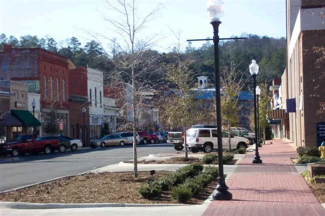 A photo of downtown Prattville, AL