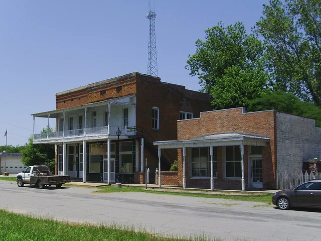 Near the levee in Arkansas City, Arkansas .