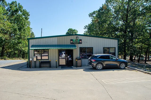 Grannis, Arkansas, City Hall.