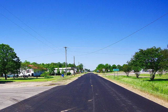 Looking west along Arkansas Highway 90 in O'Kean, Arkansas, United States.