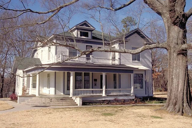 Ernest Hemingway wrote portions of his novel, A Farewell to Arms , at this home in w:Piggott, Arkansas , now a visitor center of the Crowley's Ridge Parkway.