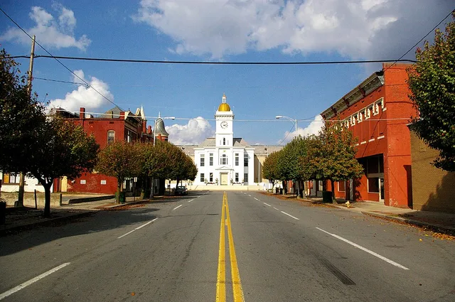 Looking down Main Street in Pine Bluff, Arkansas , USA with the Jefferson County Courthouse in the background.