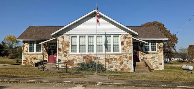 Smithville Public School Building