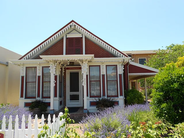 The Gould-Shaw Hous in Cloverdale, California