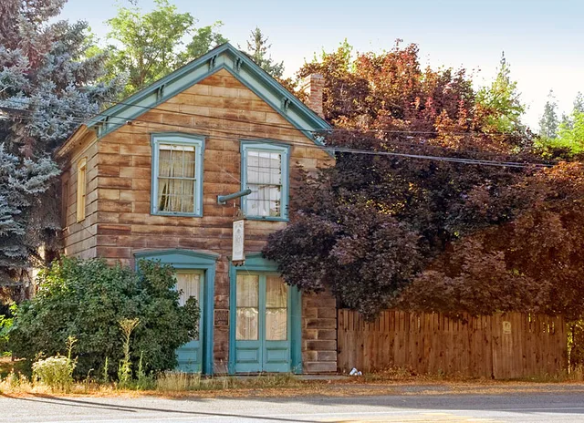 Fort Jones House on Main Street in Fort Jones, California