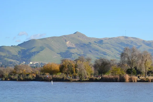Mission Peak — over Lake Elizabeth in Fremont Central Park , Fremont, California.