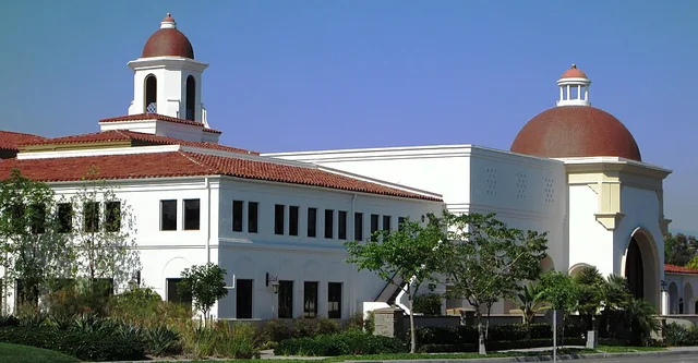 The Laguna Hills Civic Center was an existing office building at 24035 El Toro Road which was bought and totally renovated by the City of Laguna Hills, California. The city moved...