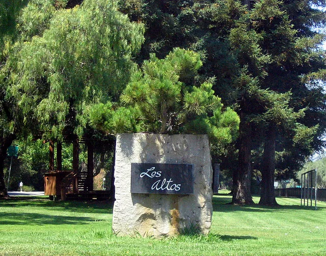 These unique entrance ornaments are placed on or next to all major thoroughfares to greet visitors to Los Altos . This particular one is located in Lincoln Park, just off of Main...