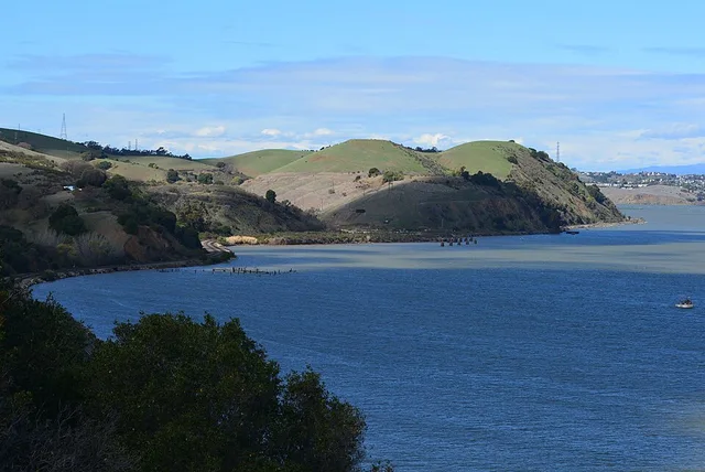 Carquinez Regional Shoreline