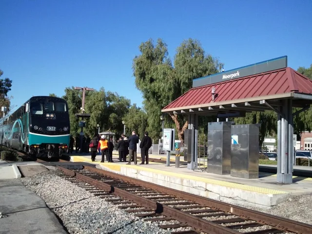A Metrolink train at Moorpark.