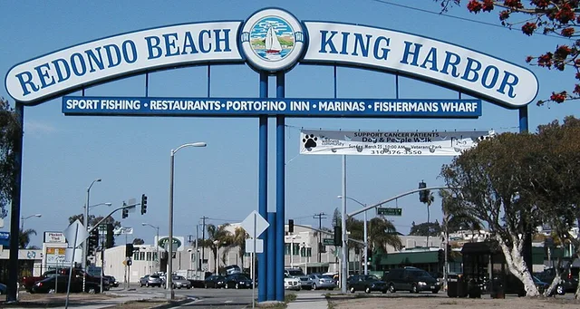 I took this photo on March 21, 2007, from the southwest end of the island formed by the intersection of PCH with 190th/Anita/Herondo & Catalina in Redondo Beach. You're looking no...
