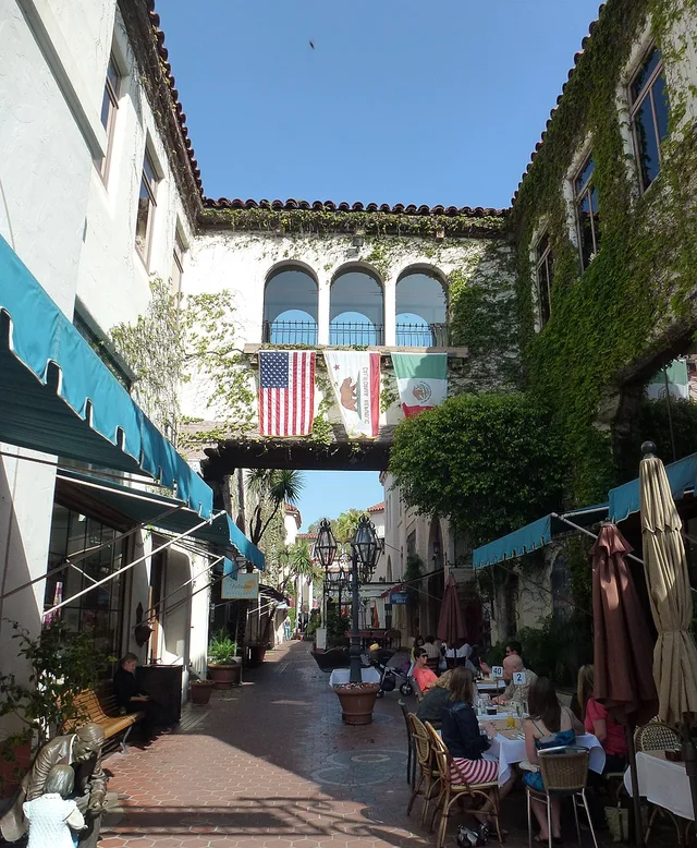 Santa Barbara city in Santa Barbara County , California, United States.