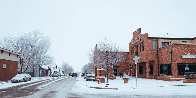 Corner of Oak & 5th Street