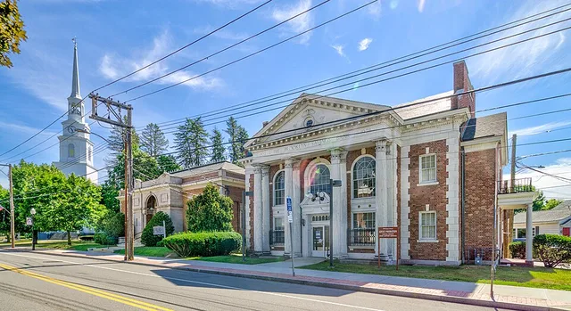 Westfield Congregational Church (1855, architect: George Truesdell); Bugbee Memorial Library (1901; now Killingly Historical Center, architect: Walter J. Paine); and Brooklyn Savi...