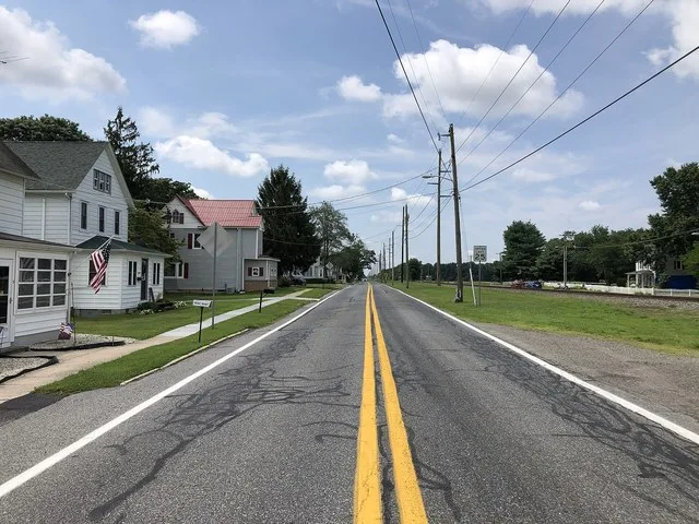 View south along Main Street at Howard Street in Viola, Kent County, Delaware