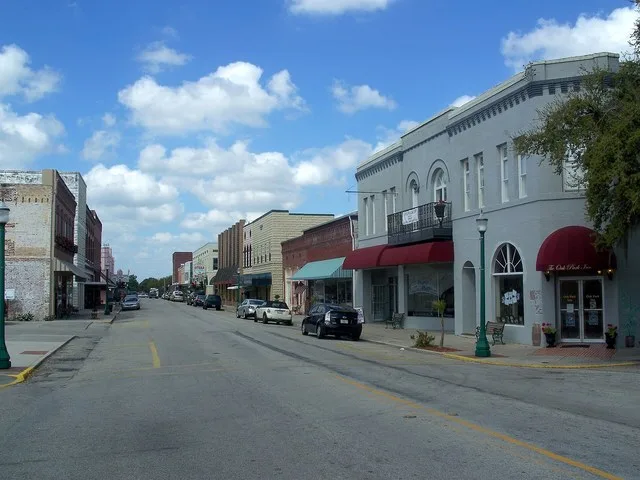 Arcadia, Florida : Arcadia Historic District : Oak Street, looking west. On the right are, from near to far: Daniel T. Carlton Block, William H. Seward Building and W. E. Daniels...