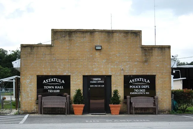 Astatula City Hall