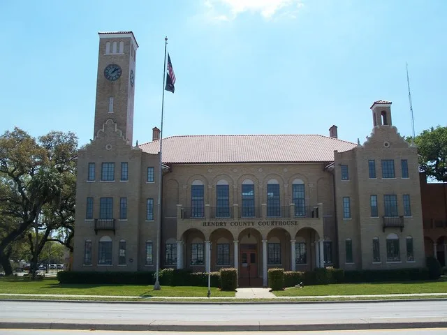 LaBelle, Florida : Old Hendry County Courthouse :