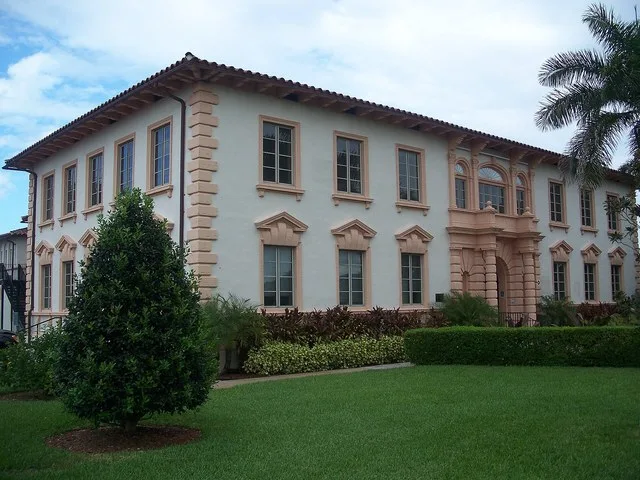 Lake Park, Florida : Kelsey City City Hall :