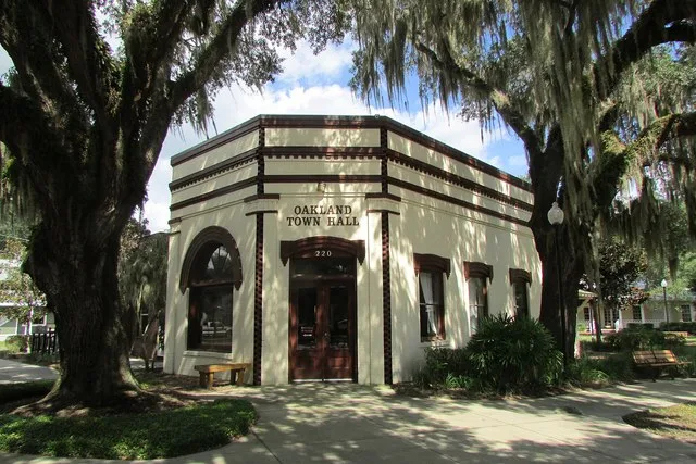Oakland, Florida town hall