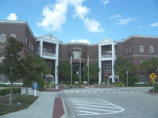 St. Cloud, Florida : City hall