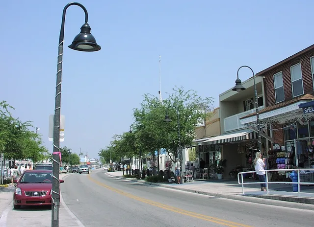 Dodecanese Avenue in Tarpon Springs, looking east.