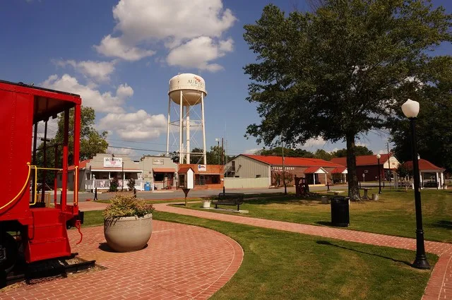 Auburn Historic District, Roughly bounded by 3rd Ave., 6th St., 6th Ave., and Main St. Auburn