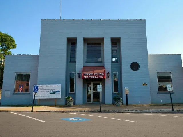 This is a photograph of the city hall in Bowdon, GA.