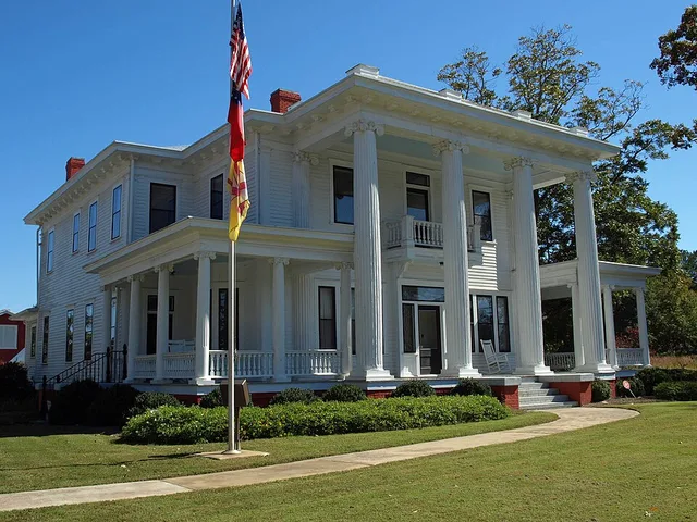 The W. H. Braselton House, today the town hall of Braselton, Georgia , part of the Braselton Historic District