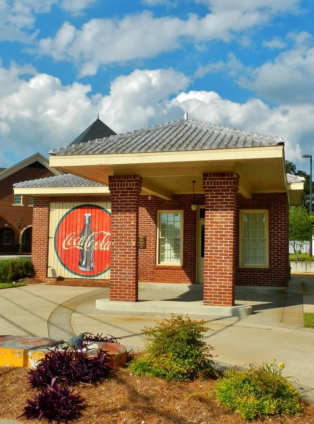 This is a photo of the old Heard County Service Station (c. 1938) in Franklin, GA.