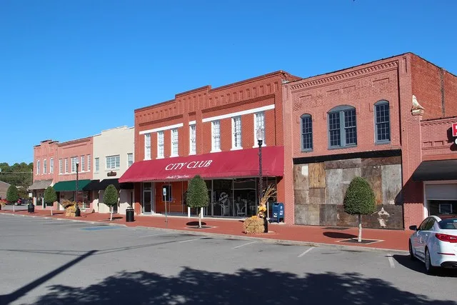 Stores in LaFayette, Georgia