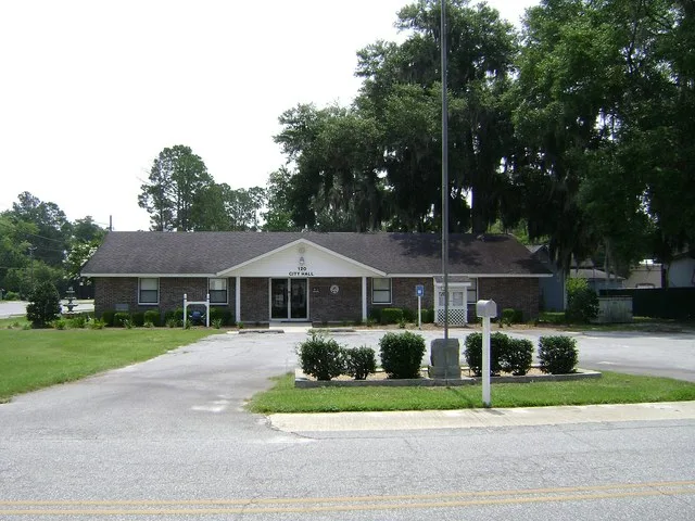 Lake Park City Hall in Lake Park, Lowndes County, Georgia. Georgia State Route 376 can be seen on the left hand side of photo. Located on West Marion Ave. (US-41/GA-376) at N. Ess...