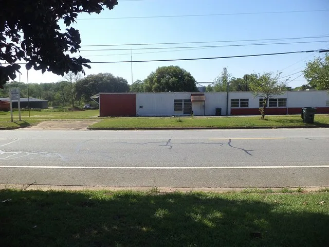 Leary City Hall, 39292 Mercer Ave, Leary, Calhoun County, Georgia. Former school building?