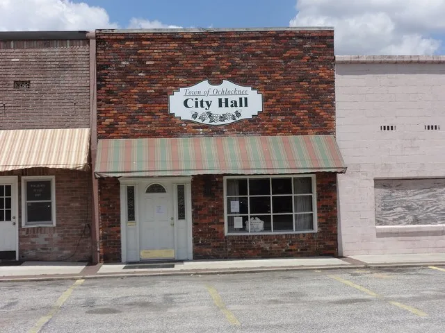 Ochlocknee City Hall, E Railroad St., Ochlocknee, Thomas County, Georgia