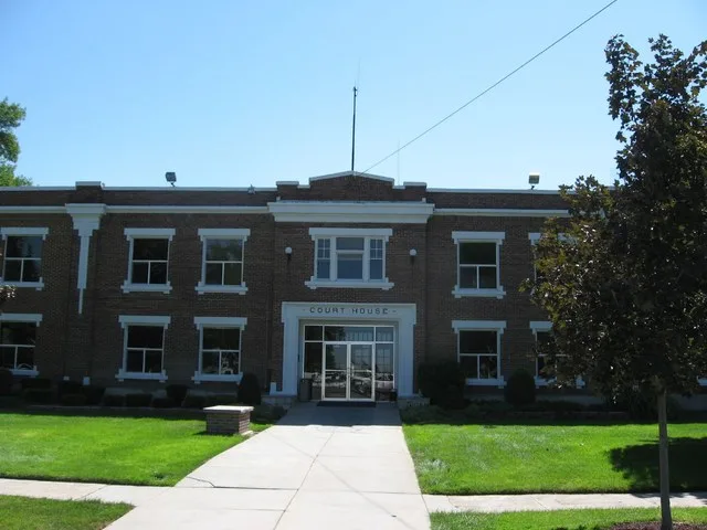 Front of the Power County Courthouse , located on Bannock Avenue in American Falls , Idaho , United States . Built in 1925, the courthouse is listed on the National Register of Hi...