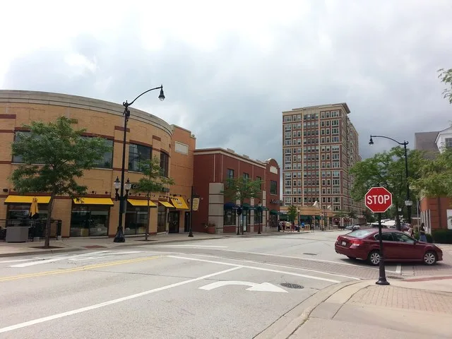 Evergreen Avenue, Downtown Arlington Heights, Illinois