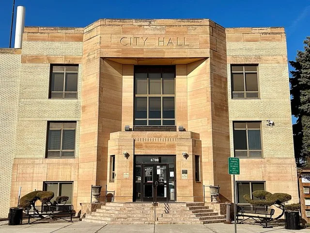 The Berwyn City Hall, built in 1939 and designed by the architecture firm of Burnham & Hammond.