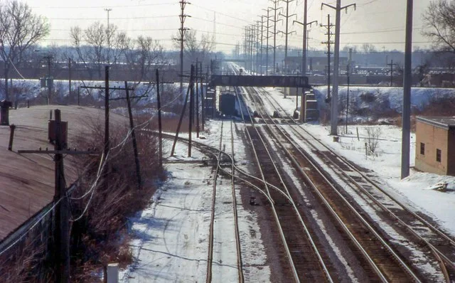 The Freeport Subdivision of the Canadian National Railway crosses over the Indiana Harbor Belt Railroad in Broadview, Illinois .
