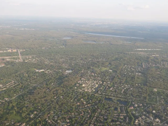 Burr Ridge (formerly Harvester) is a suburb of Chicago, in Cook and DuPage counties, Illinois, United States. The population was 10,559 at the 2010 census. Burr Ridge's gently rol...