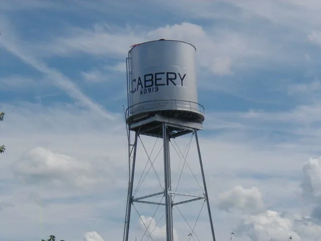 Picture of the Cabery, Illinois water tower.
