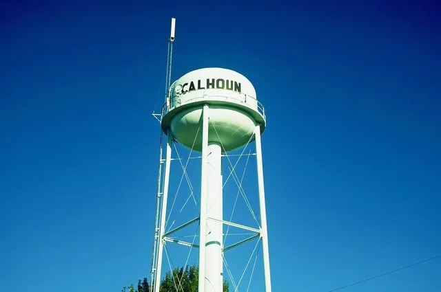Water tower in Calhoun, Illinois, United States