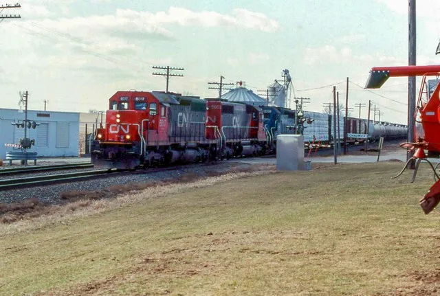 19970322 25 BNSF Chadwick, IL